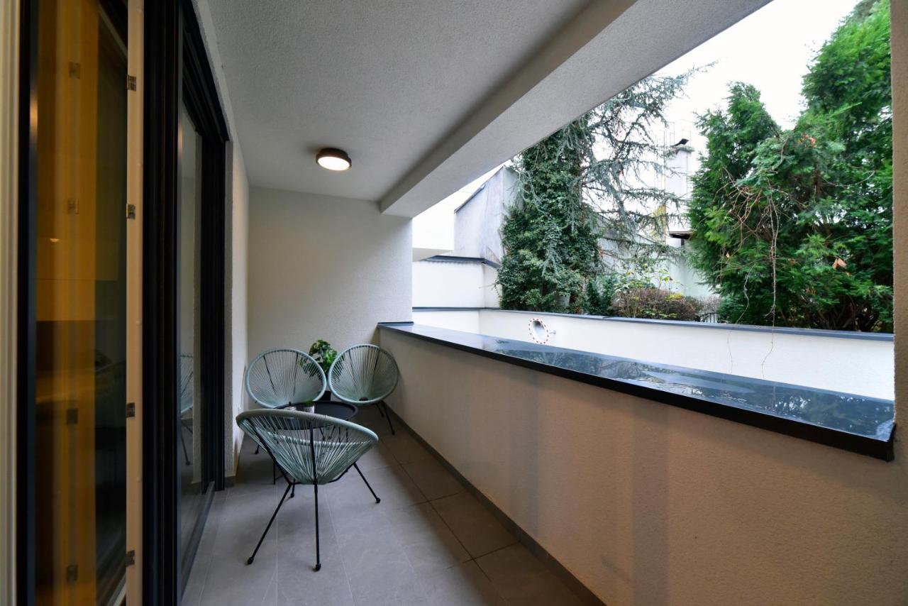 Ophelia Apartment With Parking Zagreb Luaran gambar
