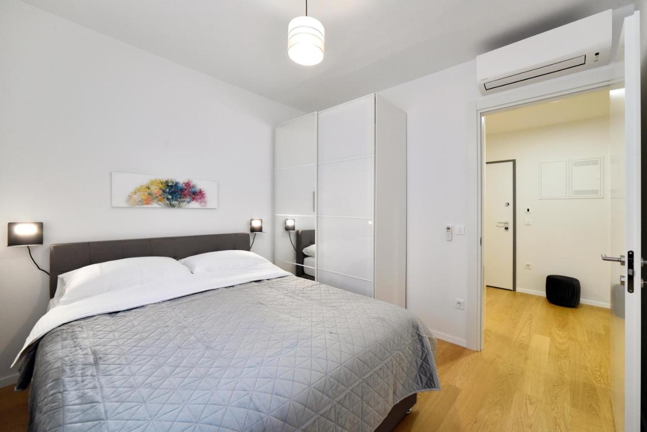 Ophelia Apartment With Parking Zagreb Luaran gambar