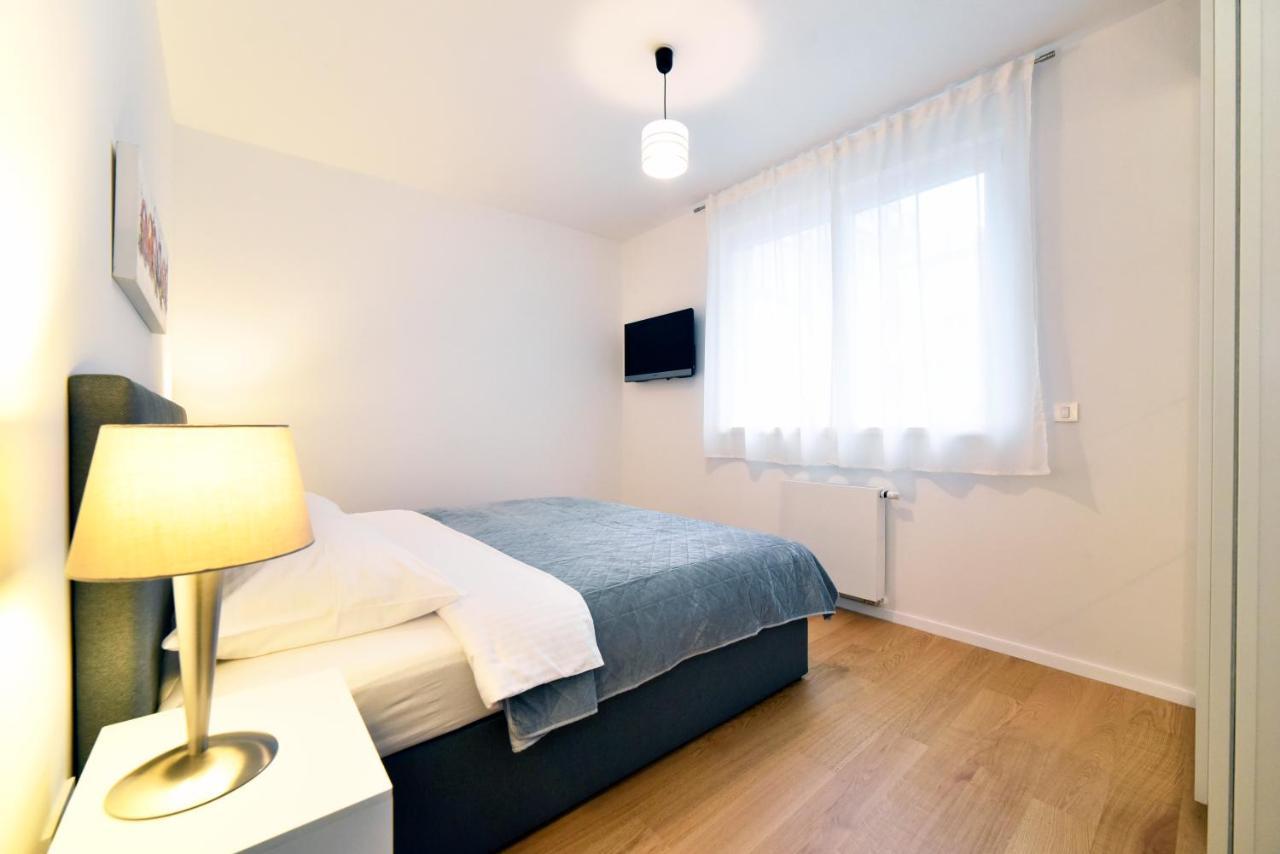 Ophelia Apartment With Parking Zagreb Luaran gambar